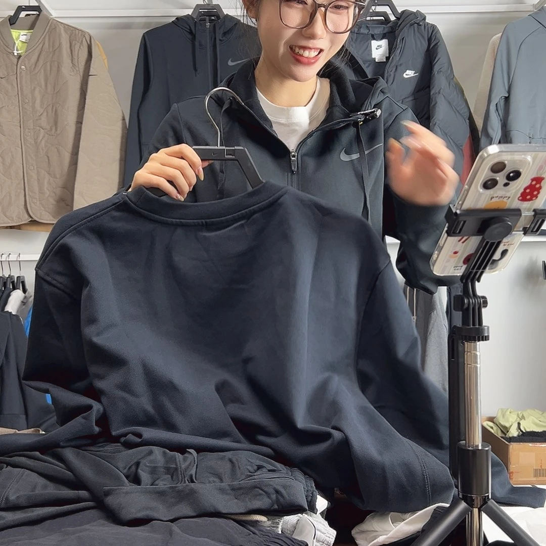 5821卫衣2XL180-210斤  不退换