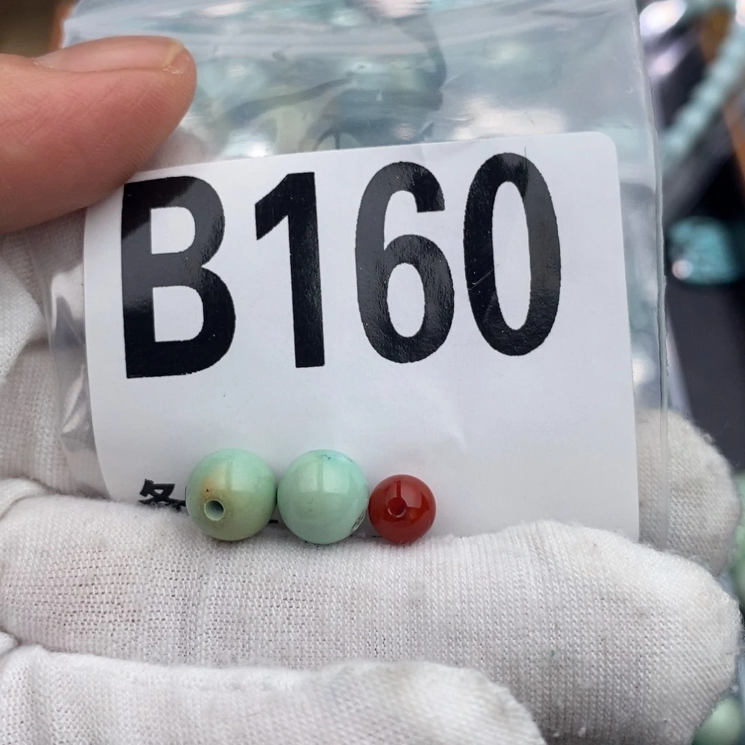 未镶嵌卡8圆珠一对南红玛瑙