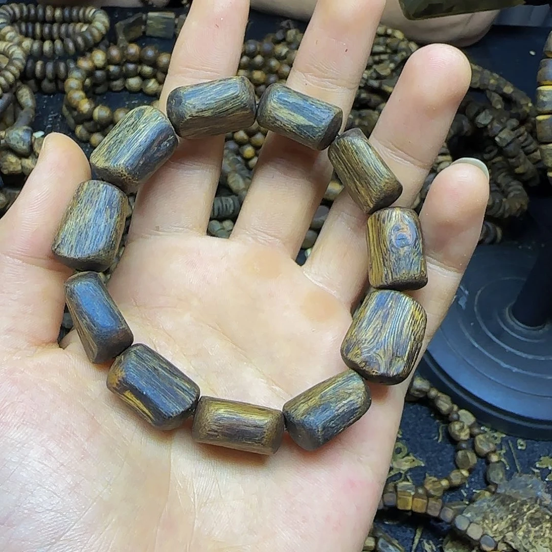 沉香碎屑沉香奇楠99分沉树心油单圈19克加