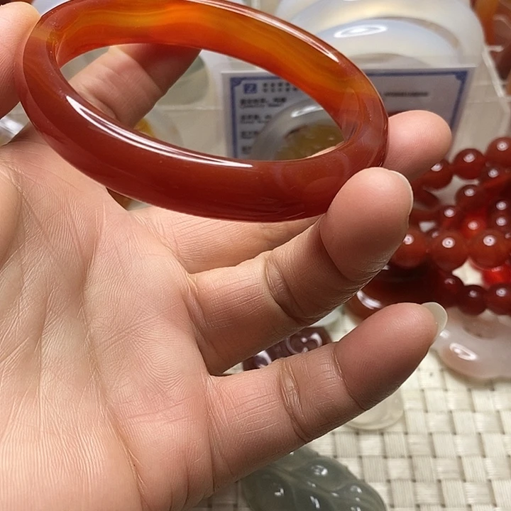 玛瑙/玉髓未镶嵌手镯