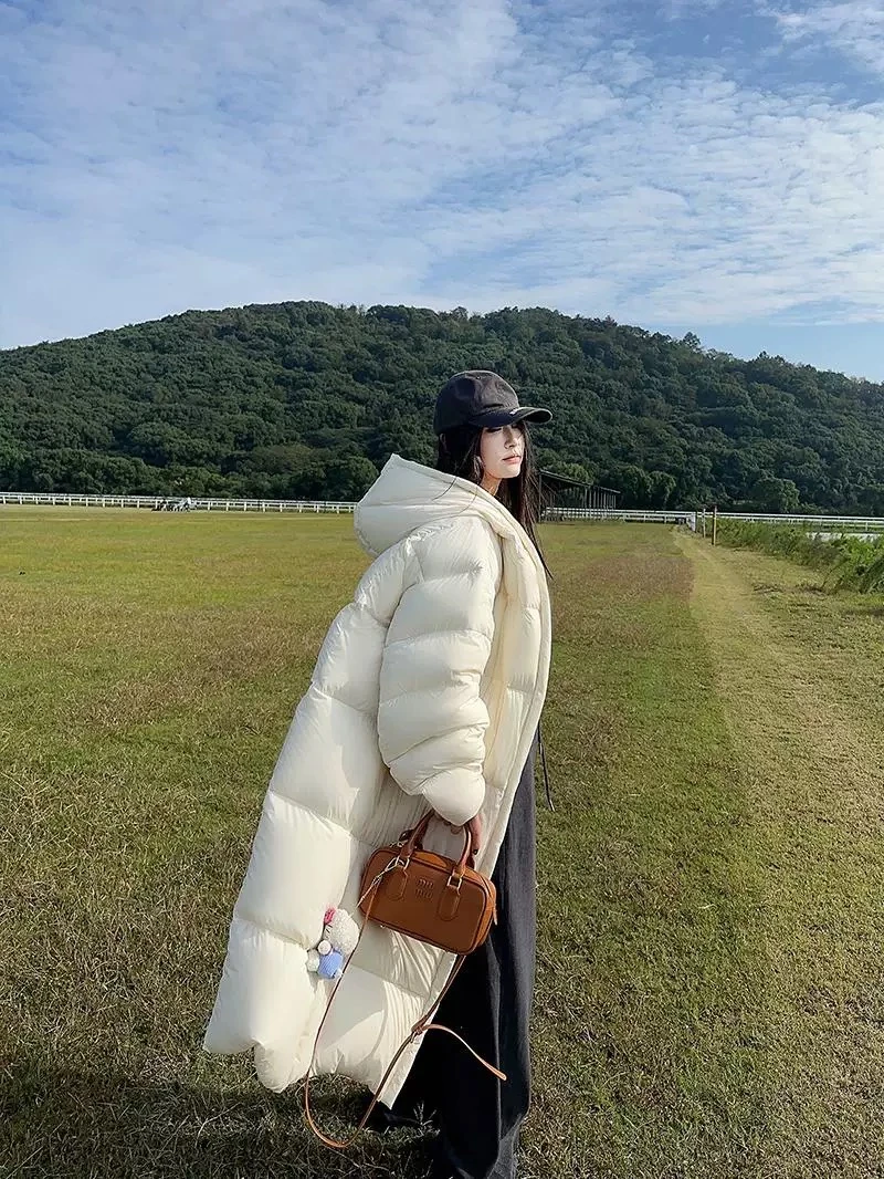 2024冬季云朵泡芙90白鹅绒羽绒服女保暖过膝长款宽松连帽外套潮A1