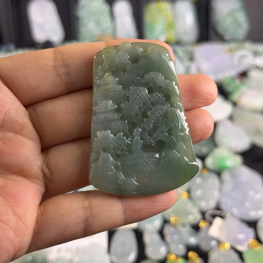 吊坠(不含链)未镶嵌翡翠