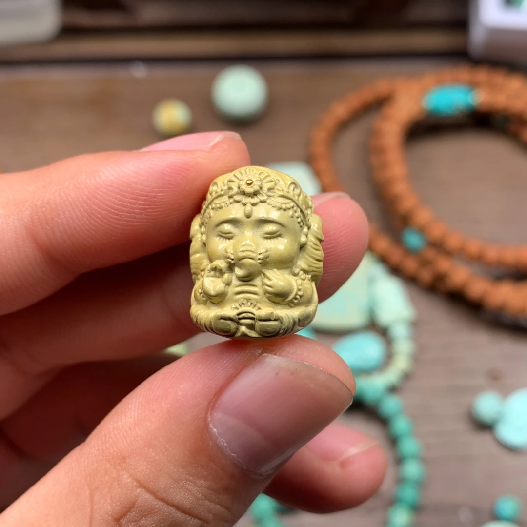 绿松石未镶嵌雕刻