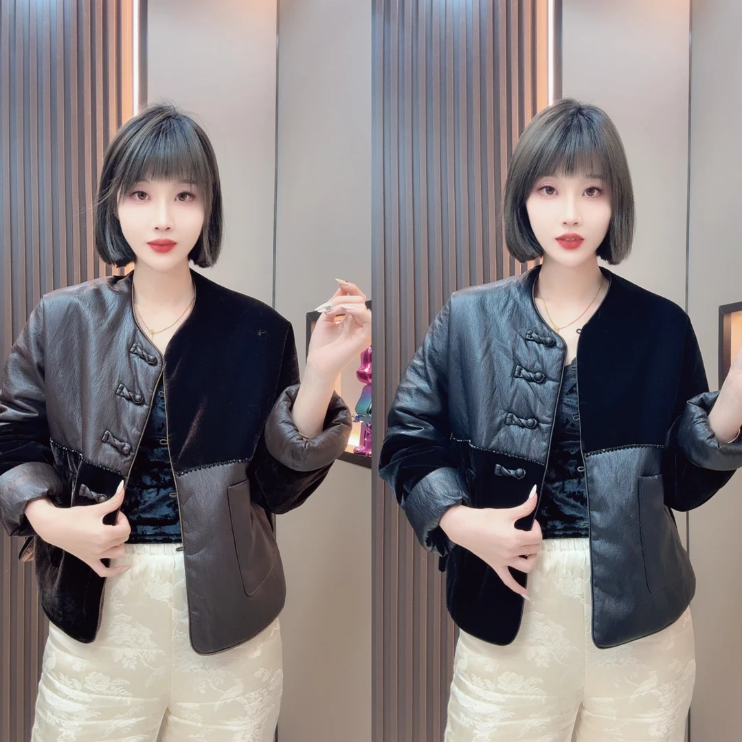 敏宝儿➕3979丝绒拼接顶珠圆领棉服外套