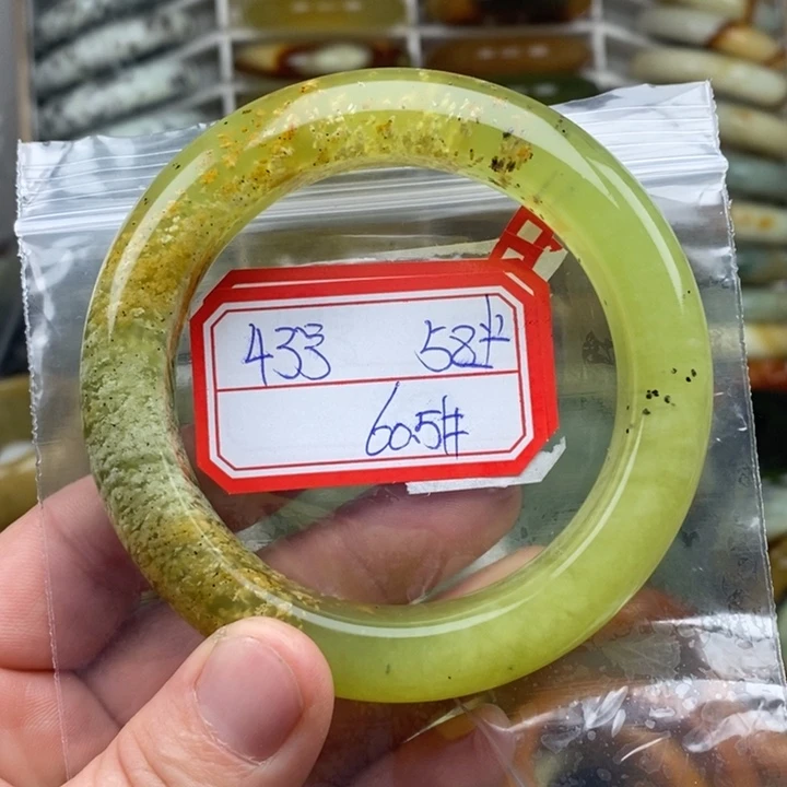 未镶嵌蛇纹石玉手绳