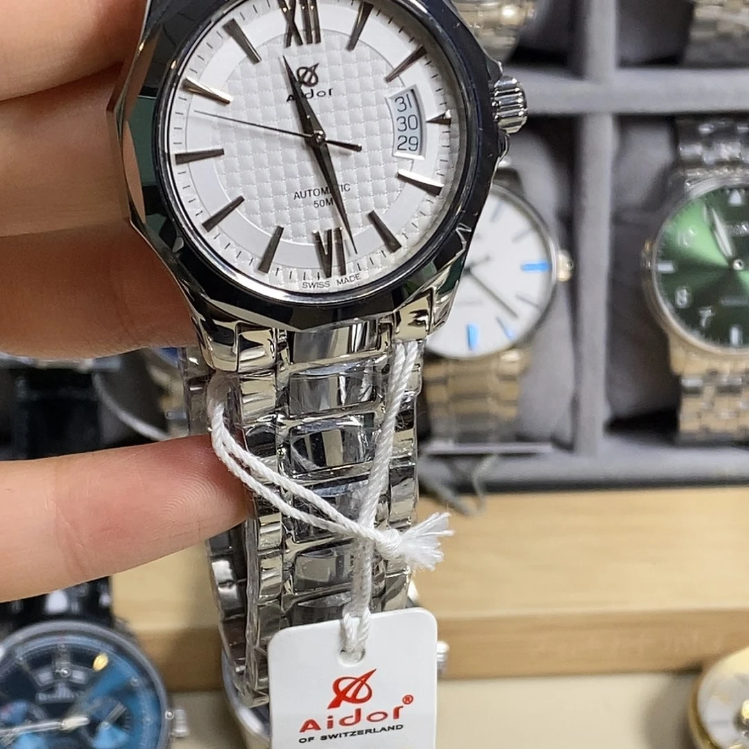 全自动机械男表