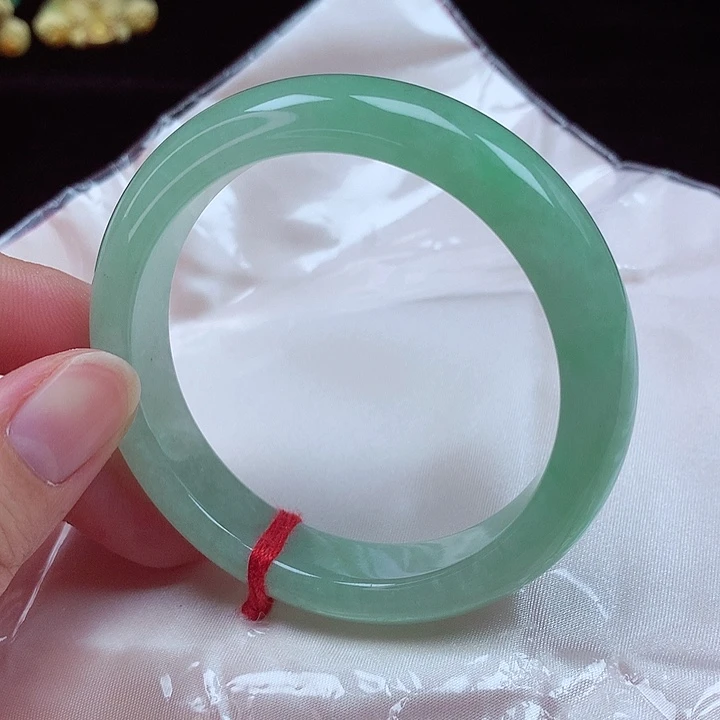 未镶嵌手镯翡翠56圈