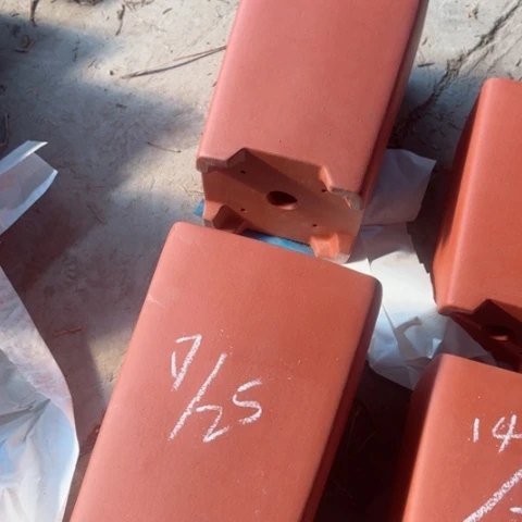 紫砂花盆130-4。17-25