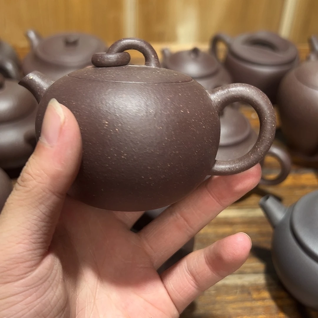 茶壶紫砂紫砂的味道很