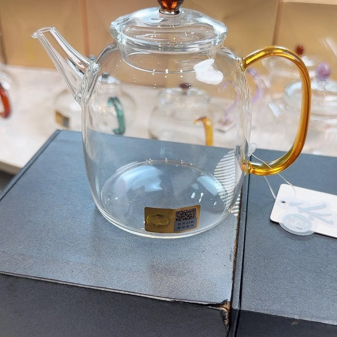 禾器宴臣壶琥珀色