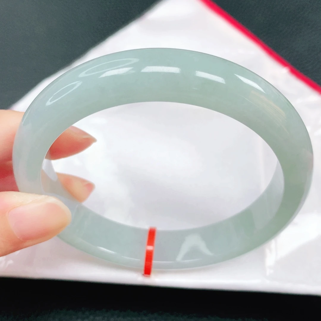 翡翠未镶嵌手镯62圈