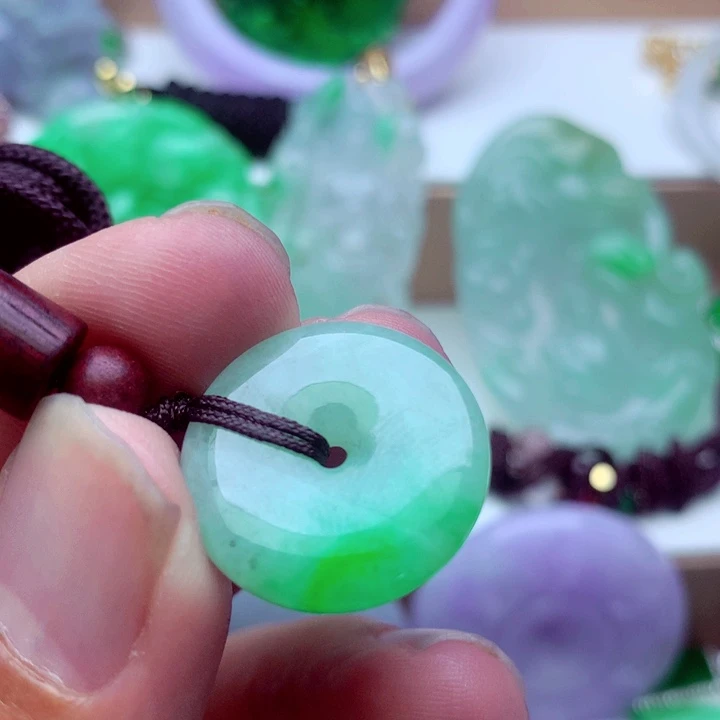 毛衣链未镶嵌翡翠