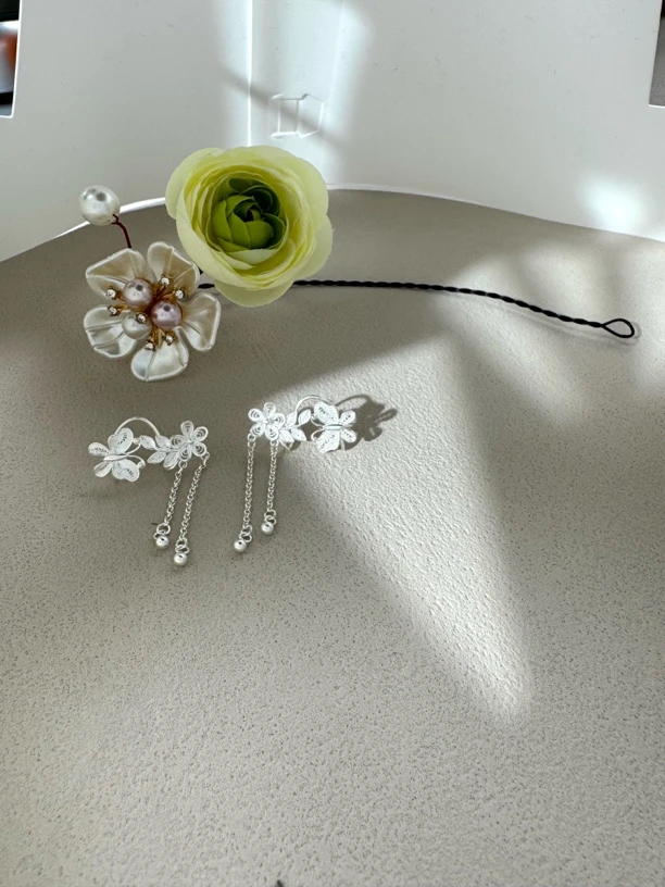 足银耳饰 814号碟雅纯银耳饰，优雅温柔少女首选