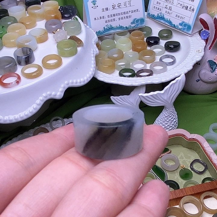 未镶嵌戒指和田玉小*元19