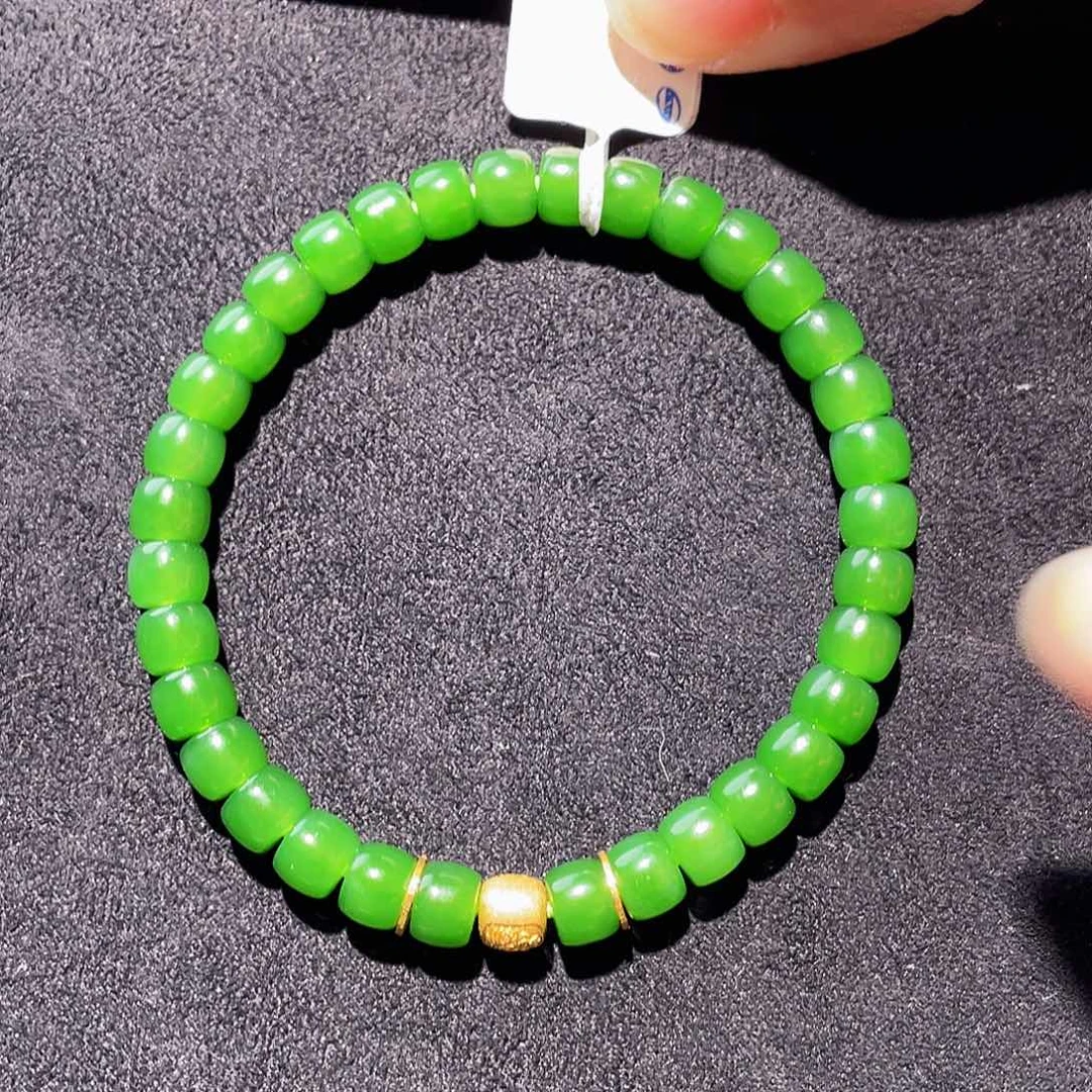 手链未镶嵌和田玉（碧玉）如*?碧玉手串