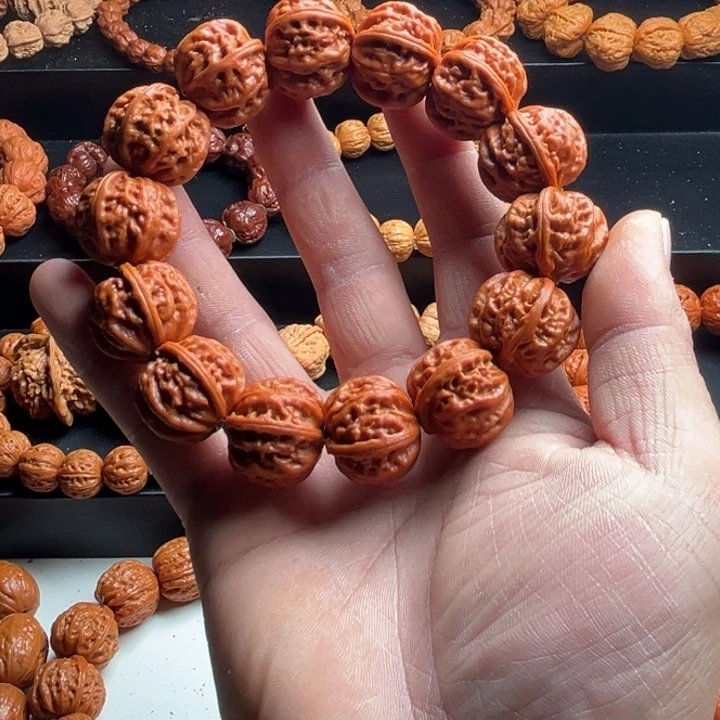 天***馨核桃核桃手串0000000002