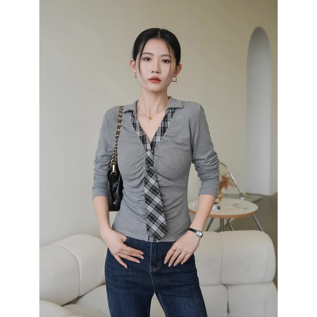 灰色假两件打底衫2025新款春秋格子领带长袖t恤内搭显瘦褶皱上衣