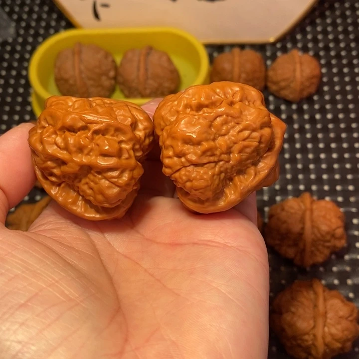 把件文玩核桃四开细腰大八腿三角暴力箭毒蛙王