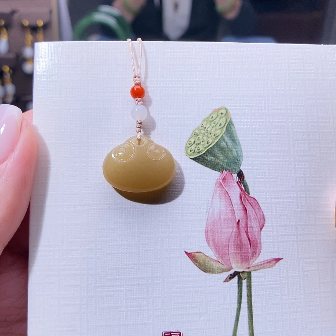 和田玉挂件未镶嵌