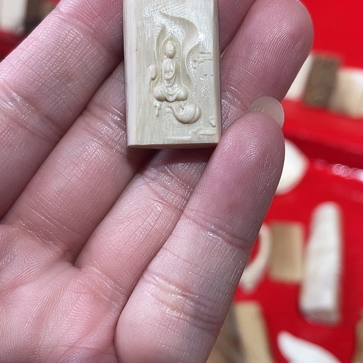 泥塑不打孔联系客服