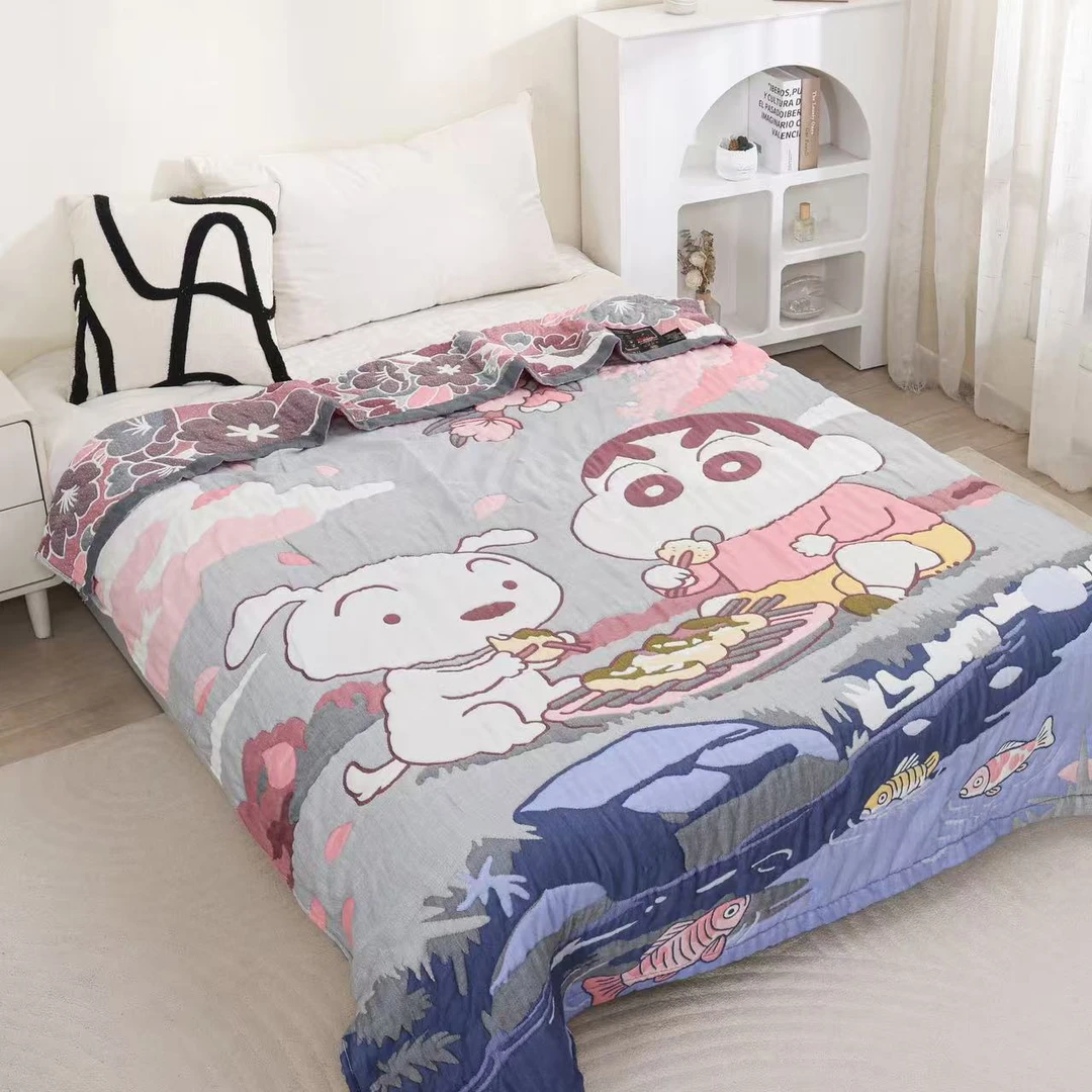 【樱花小新】150*200cm亲肤可爱卡通柔软纱布泡芙被XH