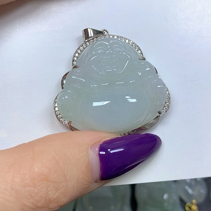 翡翠未镶嵌颈饰挂件