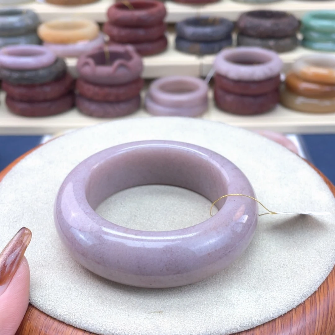 【闪购商品】石英质玉手镯未镶嵌Y**?