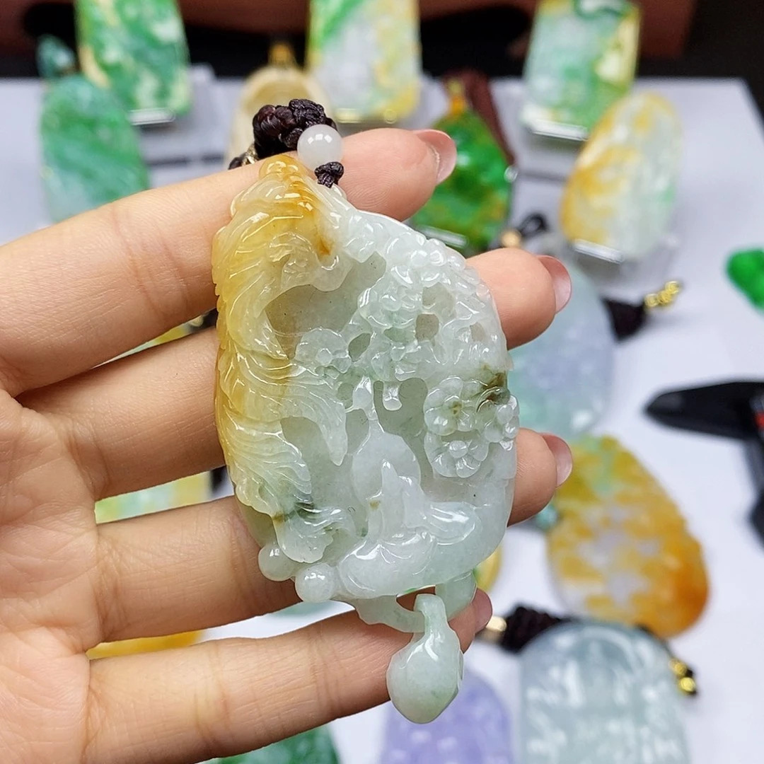 颈饰未镶嵌翡翠天然翡翠A货