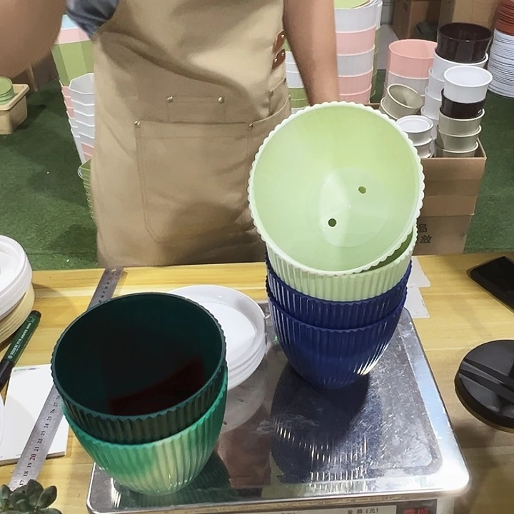 竖纹口13高11混色带托6个