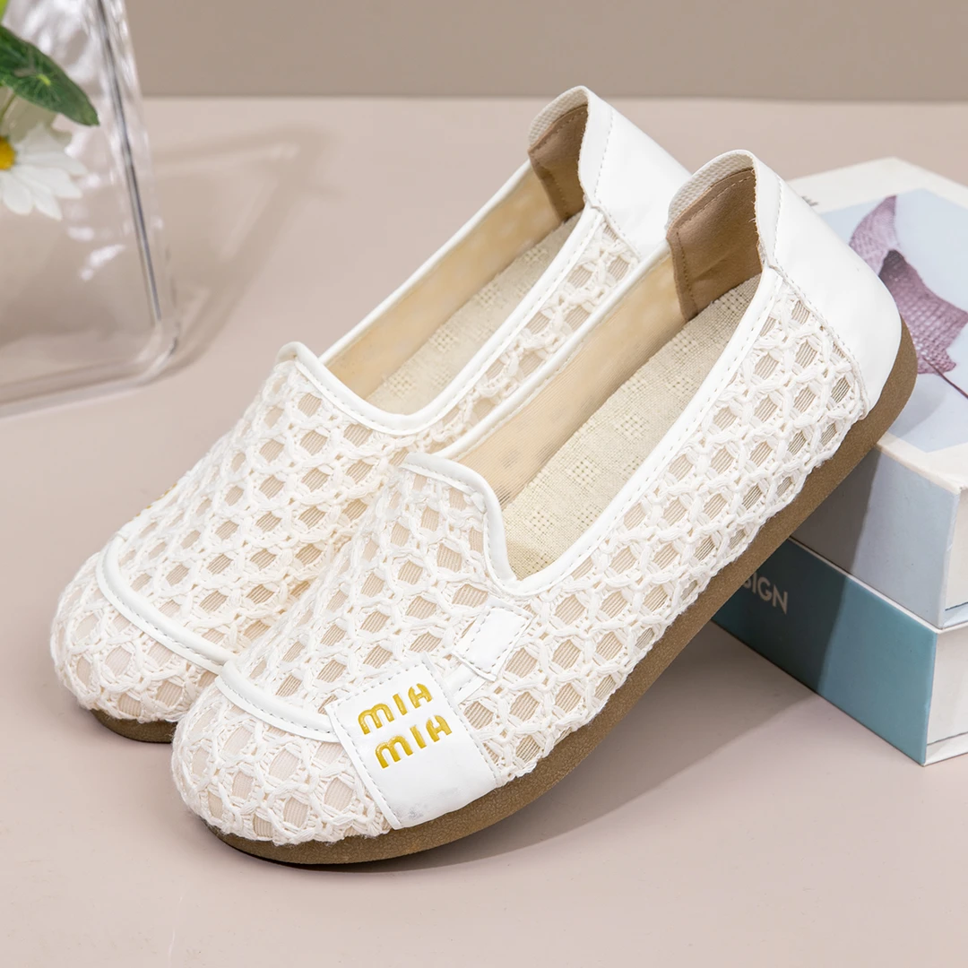 2025夏季新款网面舒适洞洞鞋女一脚蹬透气软底软面休闲妈妈鞋