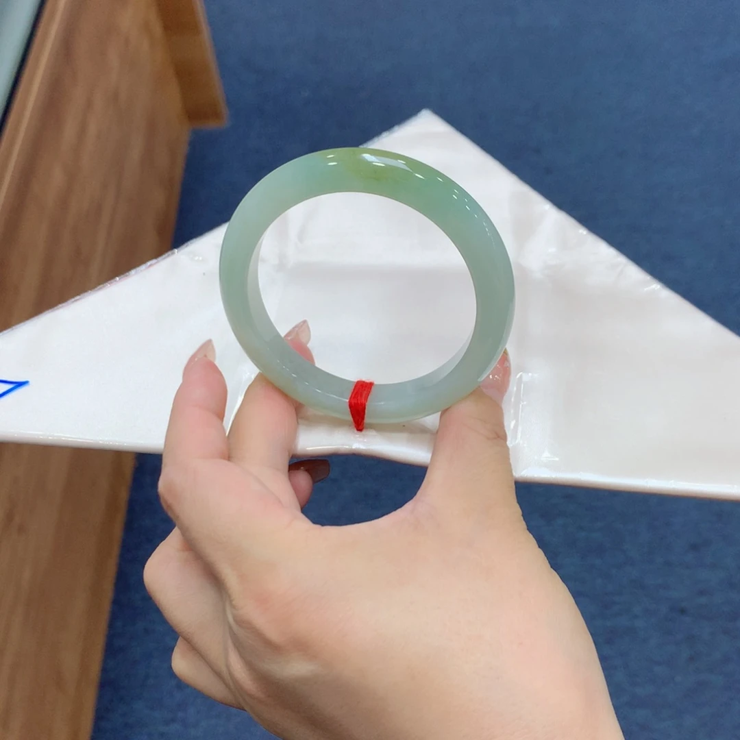 未镶嵌手镯翡翠买断