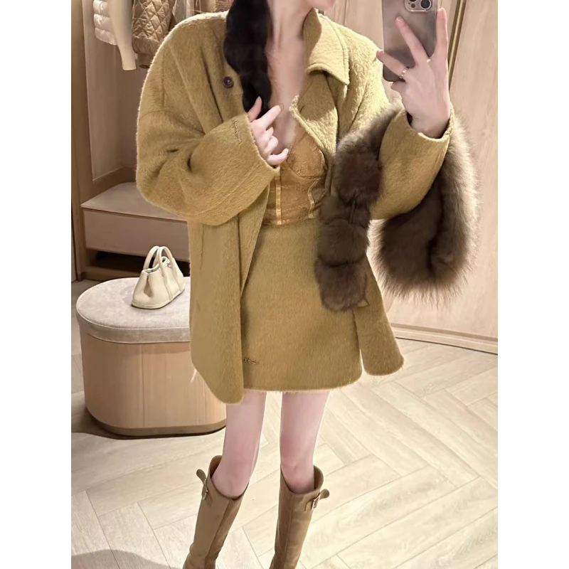 韩系高级感宽松百搭翻领外套气质内搭高腰气质显瘦百搭短裙三件套