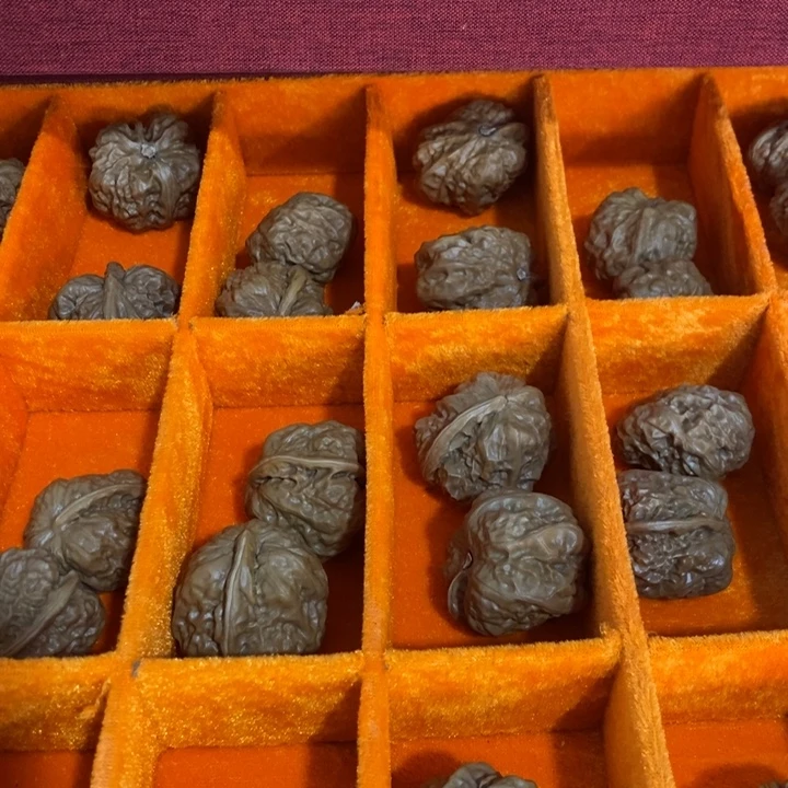 文玩核桃把件哈哈哈