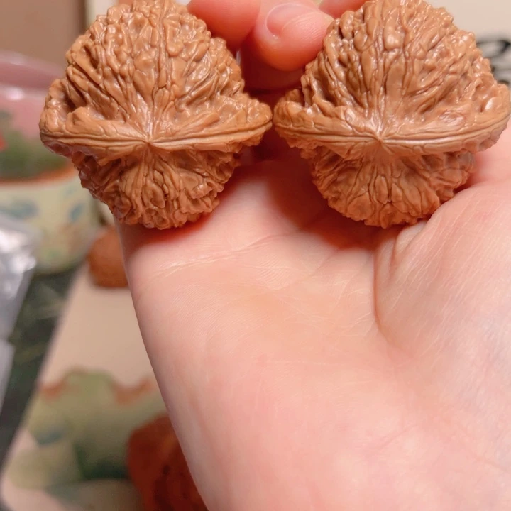 文玩核桃吊坠高配精对爆肉超大尺寸南疆石狮子头