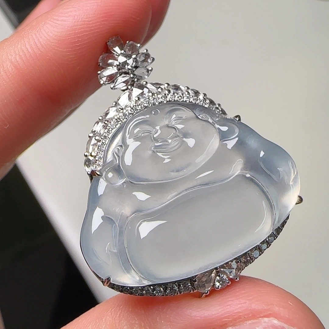 翡翠18K金镶嵌颈饰天然翡翠