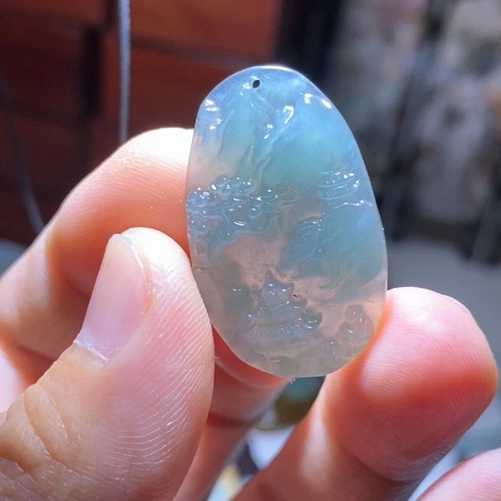 翡翠颈饰未镶嵌好