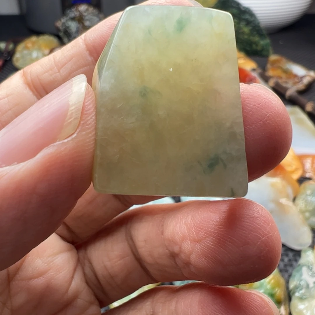 翡翠裸石缅甸翡翠