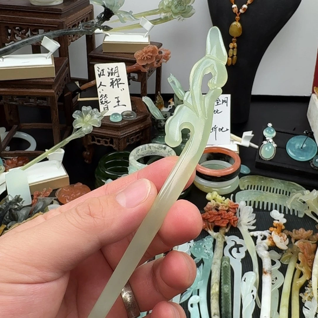 蛇纹石玉未镶嵌发饰