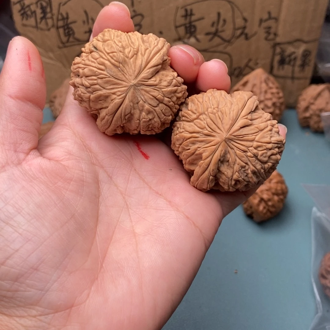 a***王文玩核桃吊坠暴雪16