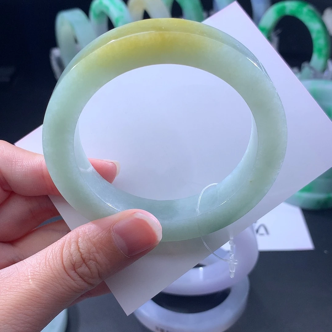 定制翡翠手镯未镶嵌