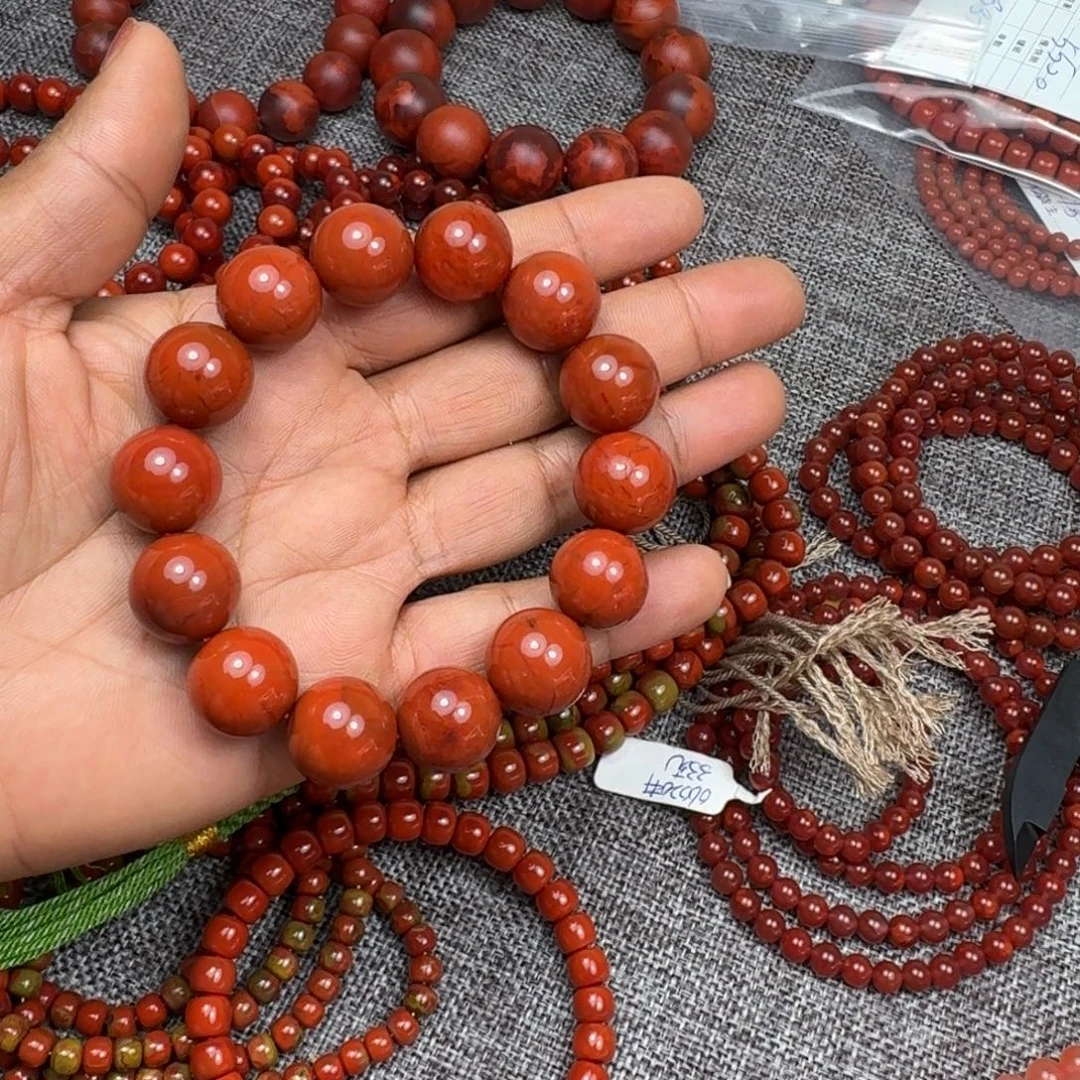 南红玛瑙未镶嵌手链