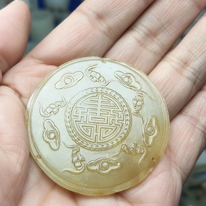 和田玉（青白玉）未镶嵌颈饰