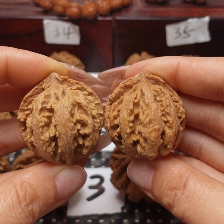 文玩核桃吊坠秦岭核桃