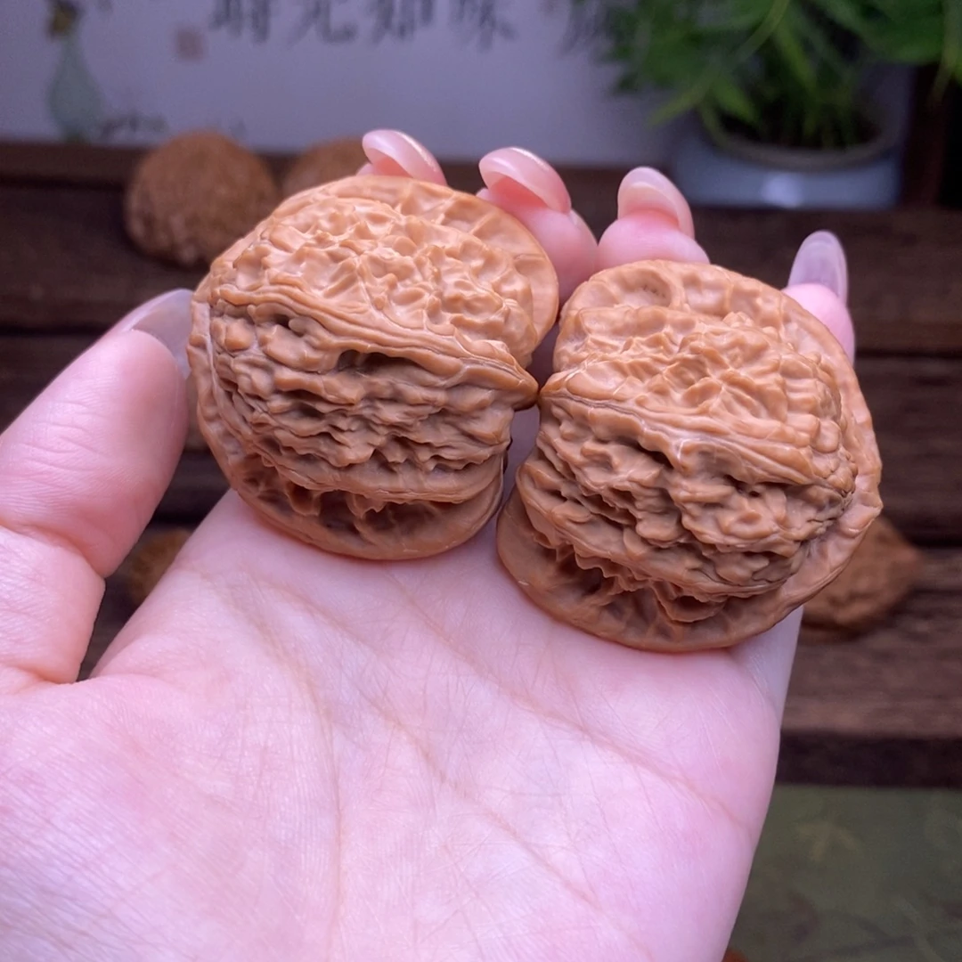 把件文玩核桃全品41+三角白狮子头同树果头货