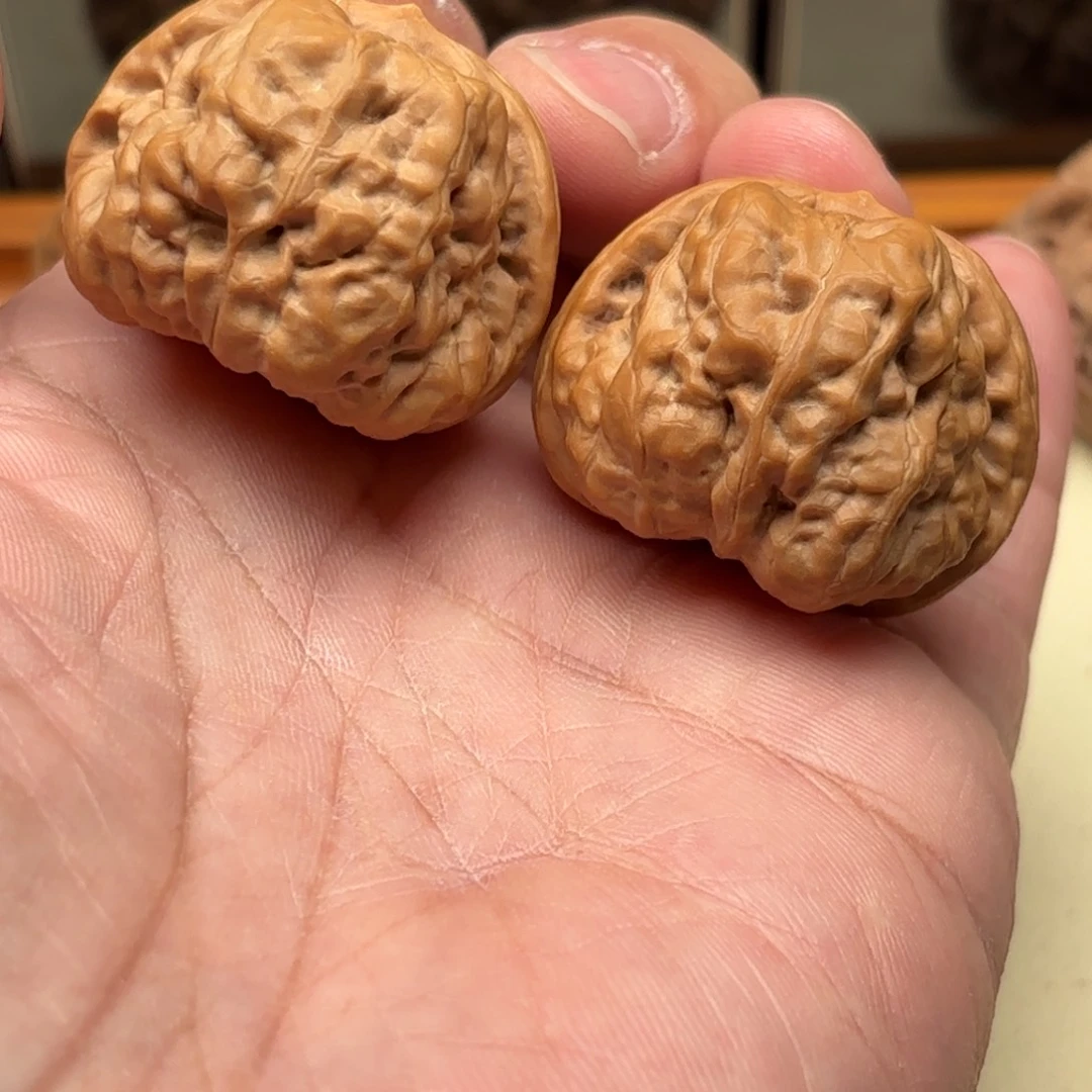 文玩核桃把件蛤蟆头