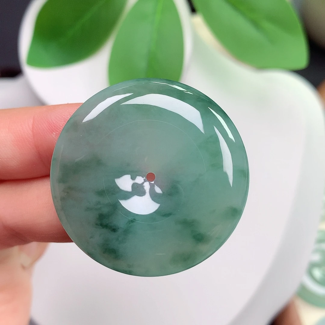 颈饰未镶嵌翡翠平安扣 35.2x6.3mm