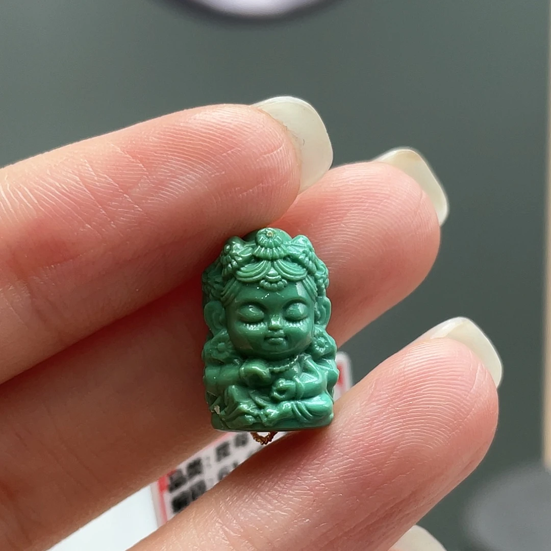 绿松石未镶嵌颈饰