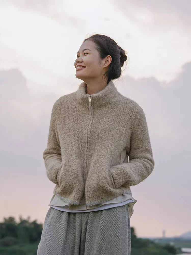 驼绒羊毛女士立领开衫长袖显瘦针织时尚百搭保暖羊毛衫