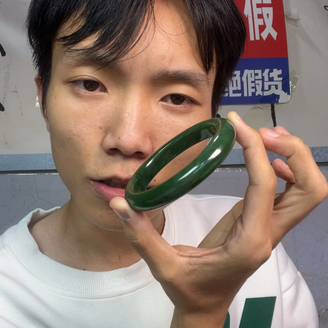 颈饰未镶嵌和田玉多样性拍一发一俄罗斯碧玉手镯货头