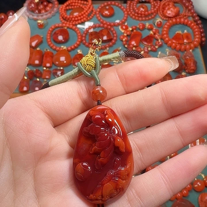 南红玛瑙未镶嵌吊坠